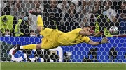 Donnarumma hay nhất EURO 2021, Ronaldo gi&#224;nh Chiếc gi&#224;y V&#224;ng