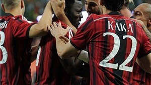 Thắng Sassuolo 2-1, AC Milan vẫn kh&#244;ng gi&#224;nh được v&#233; dự Europa League