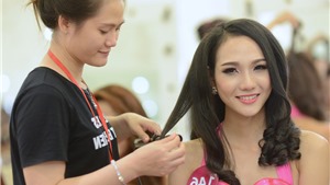 Hoa hậu Ho&#224;n vũ Việt Nam 2015: Cận cảnh hậu trường biến h&#243;a người đẹp trở n&#234;n lộng lẫy