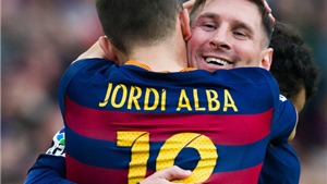Alba: ‘Thật ngớ ngẩn nếu thiếu t&#244;n trọng Ronaldo, nhưng Messi ở đẳng cấp kh&#225;c’