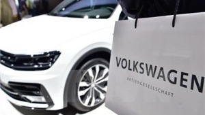 Volkswagen đối mặt với 1.400 đơn kiện đ&#242;i bồi thường 8,2 tỷ euro