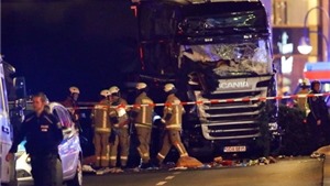 Số người chết trong vụ đ&#226;m xe tải ở Đức tiếp tục tăng