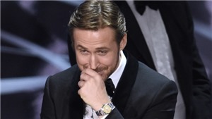 Ryan Gosling l&#253; giải v&#236; sao anh cười kh&#250;c kh&#237;ch khi Oscar trao nhầm giải 