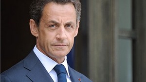 ĐT Ph&#225;p: Tổng thống Sarkozy nổi giận tr&#234;n truyền h&#236;nh