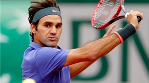 Roland Garros 2015: Maria Sharapova bị loại, Roger Federer tiến tiếp