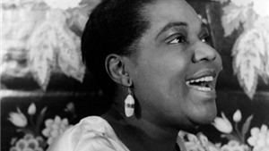 Cuộc đời ch&#236;m nổi của Nữ ho&#224;ng nhạc blues Bessie Smith 