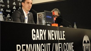 Gary Neville: ‘Thật ngu ngốc nếu từ chối đề nghị của Valencia’