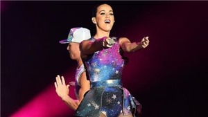 Katy Perry kiếm nhiều tiền nhất năm 2015