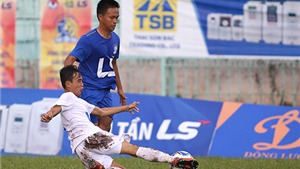 Cầu thủ An Giang đ&#225;nh cầu thủ PVF sau khi thua trận