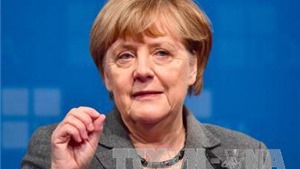 &#212;ng Trump đắc cử l&#224; động lực để b&#224; Merkel tranh cử lần 4?