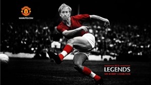 Bobby Charlton - Sống lại từ c&#245;i chết v&#224; trở th&#224;nh người h&#249;ng của nước Anh v&#224; Man United