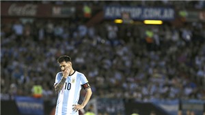 Messi đ&#227; mắc sai lầm khi trở lại đội tuyển Argentina?