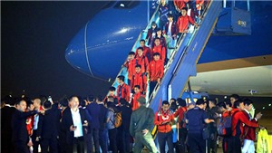 TRỰC TIẾP đ&#243;n đội tuyển b&#243;ng đ&#225; Việt Nam trở về, lễ bế mạc SEA Games 30