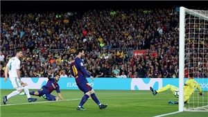 Barcelona 2-2 Real Madrid: Ronaldo gọi, Messi trả lời, chia điểm trong trận cầu đầy bạo lực