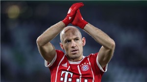 Từ vụ Mourinho mua Ibrahimovic, Solskjaer cũng n&#234;n chi&#234;u mộ Robben