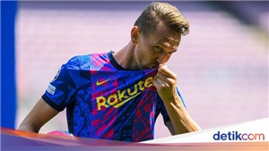 Barcelona: HLV Koeman khẳng định Luuk de Jong hay hơn cả Neymar