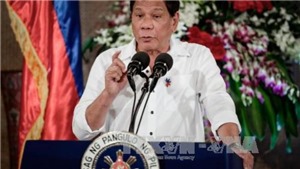 Tổng thống Duterte thừa nhận Mỹ cung cấp vũ kh&#237; cho Philippines chống khủng bố