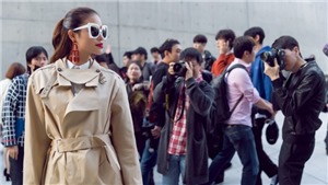 Hoa hậu Phạm Hương nổi bật tr&#234;n đường phố Seoul Fashion Week