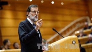 Thủ tướng T&#226;y Ban Nha giải t&#225;n cơ quan lập ph&#225;p Catalonia, ra lệnh bầu cử sớm