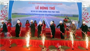 X&#226;y dựng đường trục kết nối v&#249;ng kinh tế biển tỉnh Nam Định