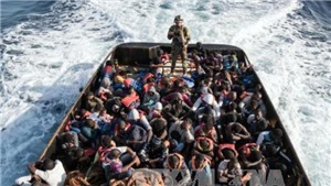Libya giải cứu 270 người di cư gặp nạn tr&#234;n biển