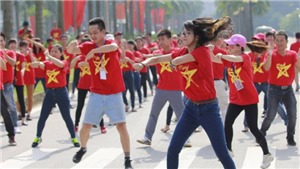 H&#224; Nội nhảy flashmob tiếp lửa U23 Việt Nam trước thềm chung kết