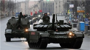 Bộ Quốc ph&#242;ng Nga sẽ &#39;sắm&#39; 200 xe tăng mỗi năm