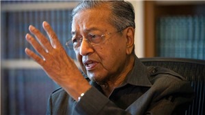 Thủ tướng Malaysia cấm c&#225;c bộ trưởng nhận qu&#224; biếu