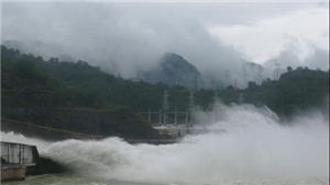 Từ 9 giờ ng&#224;y 30/7, bắt đầu xả lũ hồ thủy điện lớn nhất khu vực Bắc Trung bộ