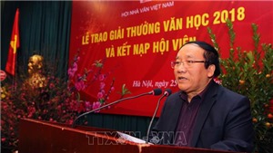 Hội Nh&#224; văn Việt Nam tiếp tục bỏ trống giải thưởng văn xu&#244;i v&#224; thơ