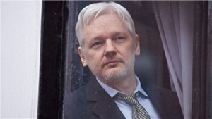 Vụ bắt nh&#224; s&#225;ng lập WikiLeaks: Ecuador c&#244;ng bố chi ph&#237; bảo vệ &#244;ng Assange trong 7 năm