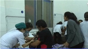 VIDEO: Hơn 100 người nhập viện sau khi đi ăn cưới ở L&#226;m Đồng