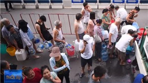 VIDEO: Những h&#236;nh ảnh về khủng hoảng nước ở H&#224; Nội