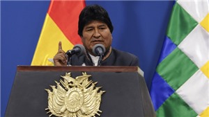 Bolivia: Tổng thống Evo Morales v&#224; h&#224;ng loạt quan chức đệ đơn từ chức