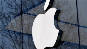 Apple trở th&#224;nh tập đo&#224;n Mỹ đầu ti&#234;n c&#243; gi&#225; trị vốn h&#243;a 2.000 tỷ USD