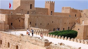 Tổng gi&#225;m đốc UNESCO k&#234;u gọi bảo vệ c&#225;c di sản ở Tunisia