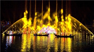 Show diễn nghệ thuật thực cảnh đa phương tiện tr&#234;n mặt nước lớn nhất Việt Nam