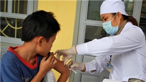 S&#225;ng 17/4: H&#224; Nội đồng loạt ti&#234;m vaccine cho trẻ từ 5 - dưới 12 tuổi