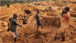 Sập mỏ kim cương l&#224;m hơn 40 người thiệt mạng tại CHDC Congo