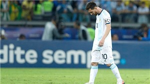 Copa America 2019: Messi, mệt qu&#225; đ&#244;i vai n&#224;y