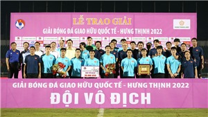 Đội tuyển Việt Nam: Đằng sau chiếc C&#250;p v&#244; địch C&#250;p tam h&#249;ng