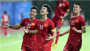 B&#236;nh luận vi&#234;n Quang Huy: &#39;U23 Việt Nam vượt trội U23 Malaysia&#39;