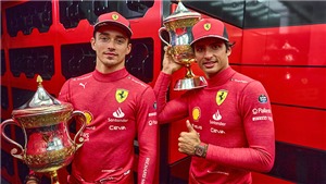 Giải đua C&#244;ng thức 1: Sự trở lại mạnh mẽ v&#224; ngoạn mục của Ferrari