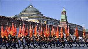 Ch&#249;m ảnh: Nga duyệt binh kỷ niệm 75 năm chiến thắng trong cuộc Chiến tranh Vệ quốc vĩ đại