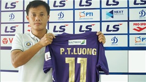 VIDEO: Th&#224;nh Lương gia hạn hợp đồng 2 năm với H&#224; Nội FC