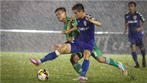 Tiền đạo U23 Việt Nam tỏa s&#225;ng, B.B&#236;nh Dương trụ hạng