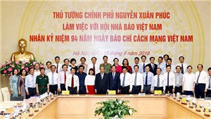 Thủ tướng Nguyễn Xu&#226;n Ph&#250;c: Đấu tranh chống lại tin xuy&#234;n tạc, tin giả, tin xấu, độc l&#224; sứ mạng của b&#225;o ch&#237;