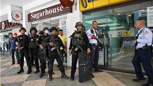 Vụ bắt giữ con tin tại Philippines: Nghi can ra đầu h&#224;ng, to&#224;n bộ con tin được trả tự do 