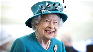 Nữ ho&#224;ng Anh Elizabeth II kỷ niệm 70 năm trị v&#236;