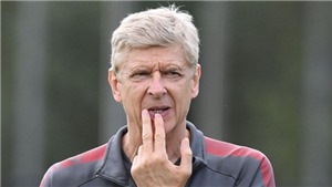 Arsene Wenger: &#39;Arsenal vẫn c&#243; thể v&#244; địch, m&#249;a giải mới qua 3 v&#242;ng th&#244;i&#39;